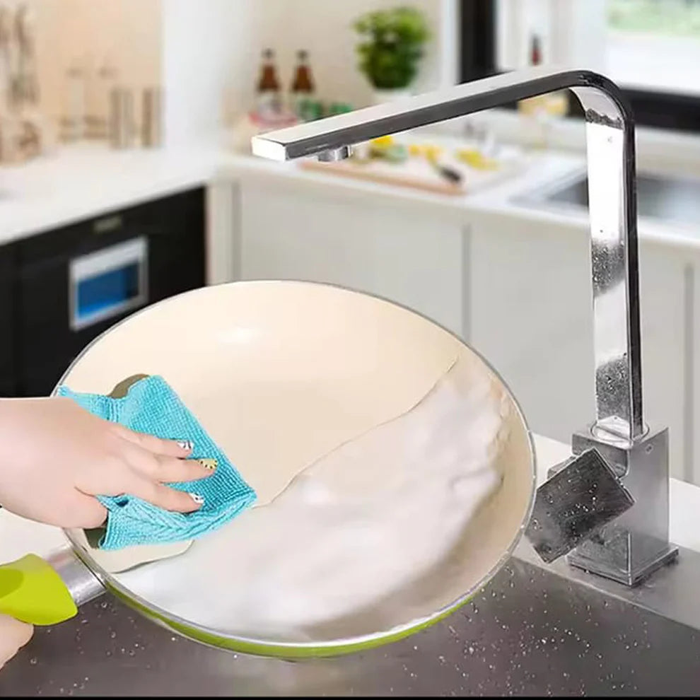 Microfiber cleaning cloth box