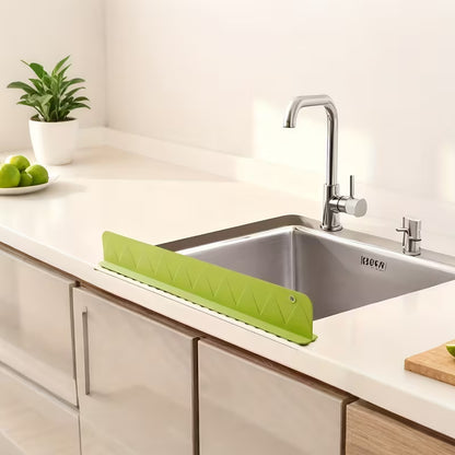 Kitchen Sink Water Baffle & Splash Guard