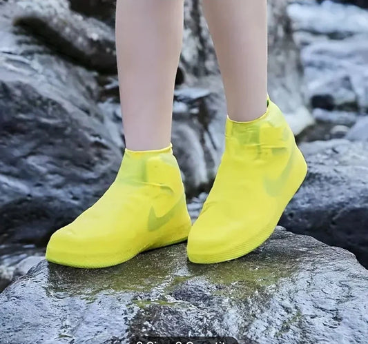 🌧️ Waterproof Silicone Shoe Covers